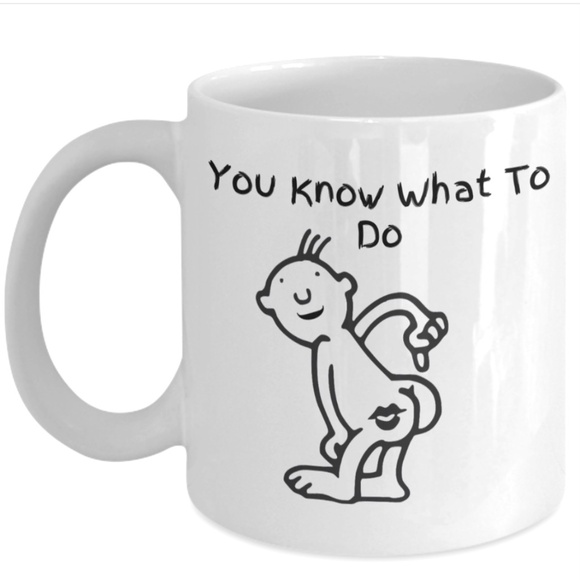 Funny Kiss My Ass Gift Mug - Picture 1 of 4